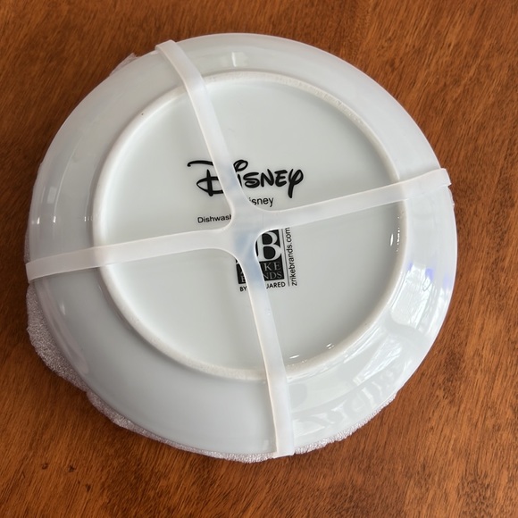 Mickey Mouse Disney Hanukkah appetizer plates - Picture 3 of 4